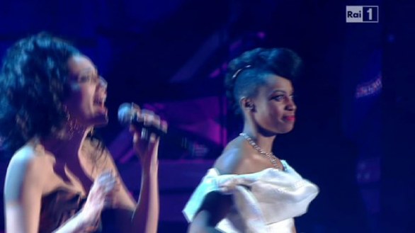 Sanremo 2012 – Nina Zilli e Skye dei Morcheeba in Grande grande grande-Never never never