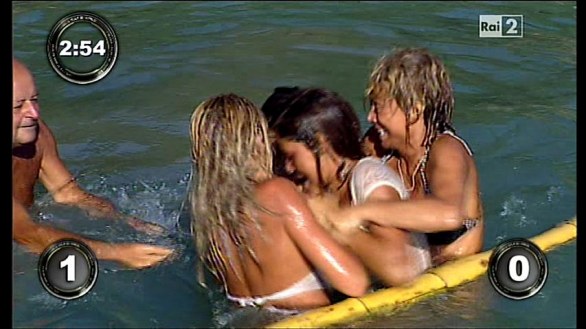 Guendalina Tavassi hot  – Isola 2012