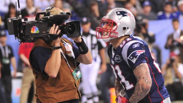 Super Bowl 2012, il programma più visto della storia in America con 111,30 milioni (per Madonna 114 milioni). The Voice meglio di Glee