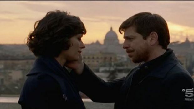 Ascolti Tv martedì 7 febbraio 2012: Il Tredicesimo Apostolo chiude con 6,077 mln (22.02%), Ballarò a 4,388 (15.10%) e Socrate 3,047 (11.37%)