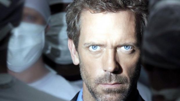 Dr. House, l’ottava stagione sarà l’ultima. La lettera di addio dei produttori e di Hugh Laurie