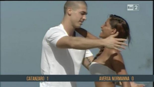 L’Isola dei Famosi 2012 – Jivago Santinni è entrato in gioco. In arrivo Andrea Lehotska?