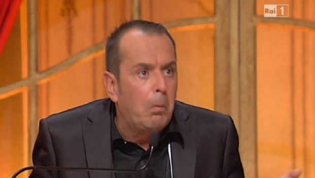 Ballando con le stelle diventa trash. Polemiche dei ballerini contro la giuria (e viceversa)