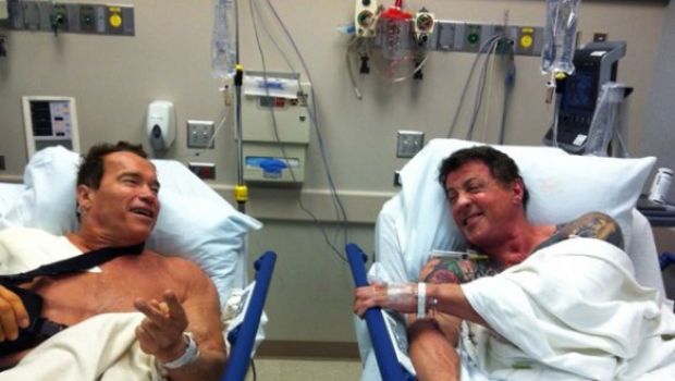 Sylvester Stallone e Arnold Schwarzenegger in ospedale prima di The Tomb