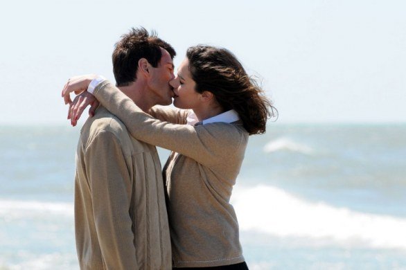 Ascolti Tv Lunedì 27 febbraio 2012: Walter Chiari chiude a 6,452 mln (22.66%), Grande Fratello a 4,053 (17.94%), CSI NY a 2,852 (9.80%)