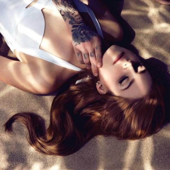 Lana Del Rey: guarda il video di “Blue Jeans”