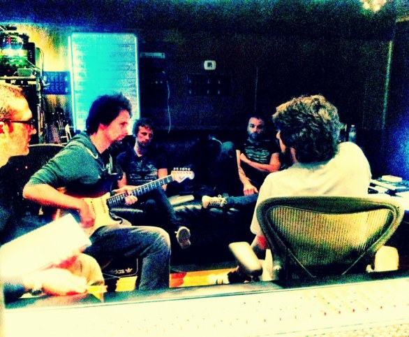 i Muse in studio con le prime anticipazioni dal nuovo disco