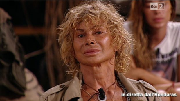 L’Isola dei Famosi 2012 – Eliminata Carmen Russo