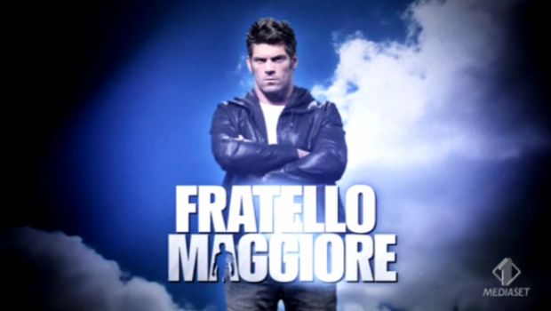 Fratello maggiore, protestano l’Aiart e Avvenire: “Italia1 fatica a non essere trash”