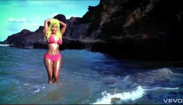 Nicki Minaj Starships Video