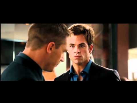 Una Spia non Basta Clip 6 – The restaurant fight