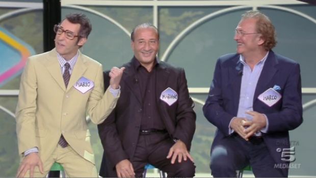 Mazza aveva ragione su Luca e Paolo? Scherzi a Parte sembra un show berlusconiano