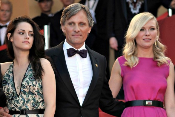 Cannes 2012 – Le Foto del red carpet di Holy Motors e On the Road: c’è anche Robert Pattinson