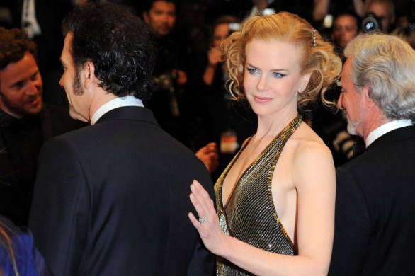 Cannes 2012 – Nicole Kidman in abito da sirena, Robert Pattinson e Kristen Stewart sul red carpet della penultima serata
