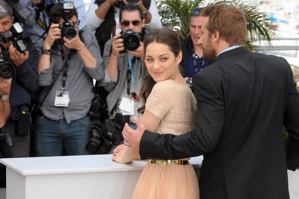 Cannes 2012 – Marion Cotillard splende sul red carpet di Rust & Bone (De Rouille et d’Os)