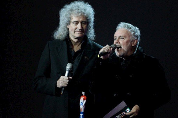 Roger Taylor (Queen): “Non voglio esibirmi con un ologramma di Freddie Mercury”