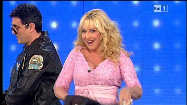 E’ stato solo un Flirt, Antonella Clerici risponde allo Strip di Garko con Rocco Siffredi