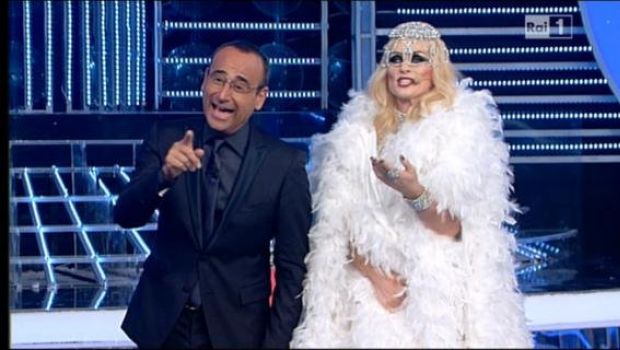 Ascolti Tv 04 maggio 2012: Tale e quale show (5,3 mln, 21,9%), Zelig (4,5 mln, 19,3%), Quarto Grado (2,3 mln, 10,4%)