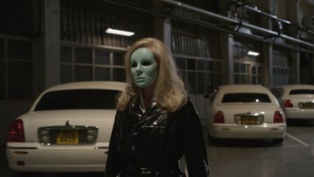 Cannes 2012 – Holy Motors: 4 foto del film di Leos Carax