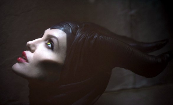 Maleficent: la prima foto di Angelina Jolie nei panni di Malefica