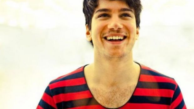 Conversazione con Gerardo Pulli: «Il talent ha una funzione sociale. Non sono pronto per i live. L’amore per Valeria non è da classifica»