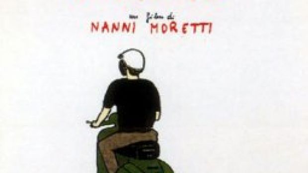 Incidente in Vespa per Nanni Moretti: sta bene