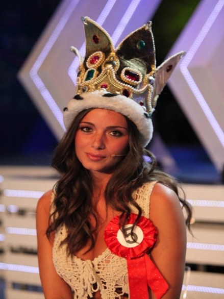 Serena Cavaliere – Veline 2012