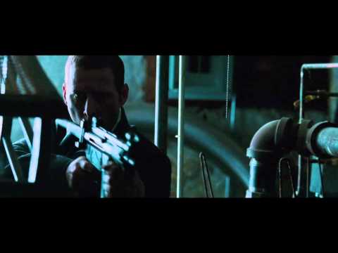 The Bourne Legacy – Clip “Nel seminterrato” (sottotitoli in italiano)