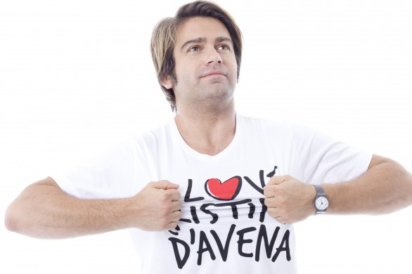 Conversazione con Patrick Ray Pugliese: “Basta inviato, al Karaoke Super Show! faccio il conduttore ironico. Ho detto no all’Isola e ‘strumentalizzato’ il Grande Fratello”