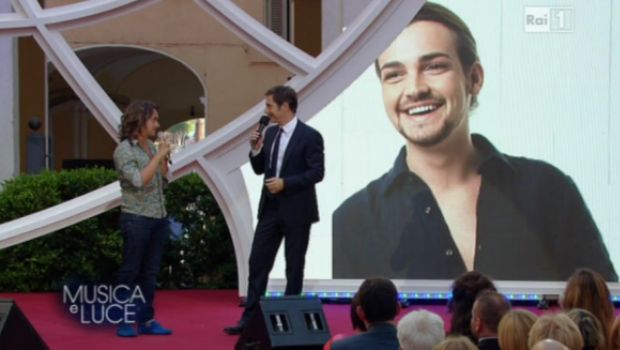 Valerio Scanu ritrova la Luce con Marco Liorni
