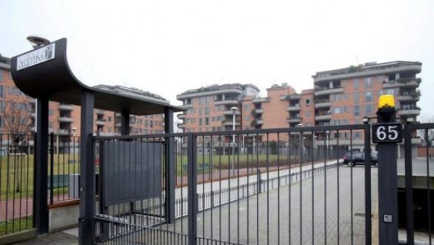 Povere ex Olgettine disoccupate: “In Usa vivremmo di scandali come Paris Hilton”