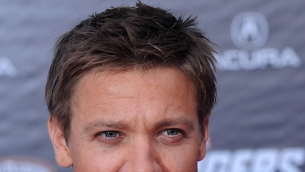 Bill Condon e Jeremy Renner per il film su Julian Assange e WikiLeaks?