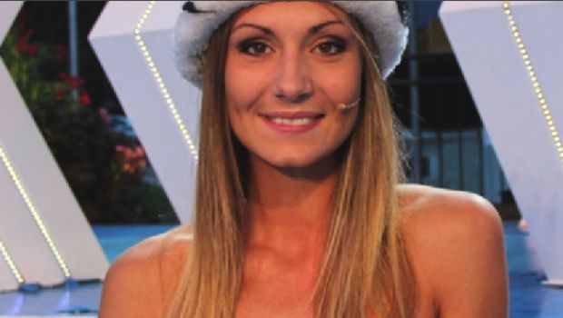 Veline 2012 – Virginia Ebraico vince la puntata di domenica 22 luglio