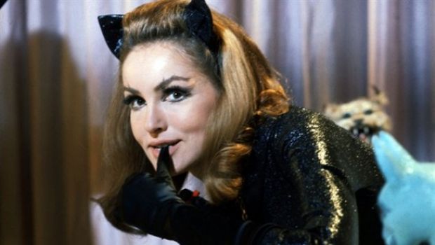 Julie Newmar, la prima Catwoman: “Il nuovo Batman è troppo dark”