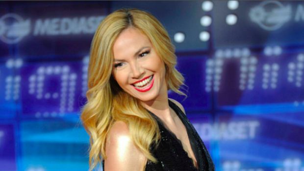 Federica Panicucci perde Domenica Cinque (al suo posto Alessio Vinci) oltre che Extreme Makeover Home Edition?