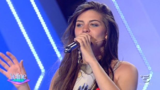 Veline 2012 – Stefania Vuolo vince la puntata del 17 agosto