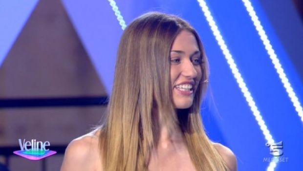 Veline 2012 – Rachele Mori vince la puntata del 18 agosto