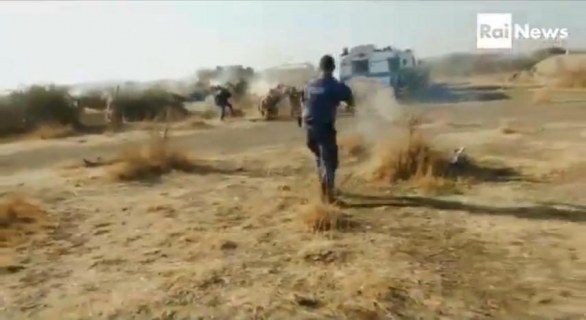 Strage-sudafrica-polizia-spari-video-tg
