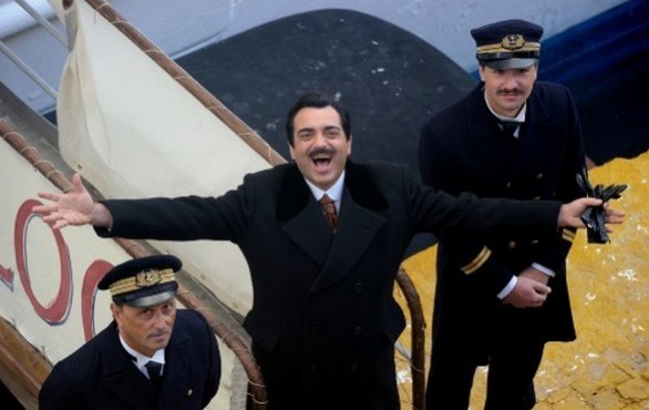 Programmi tv stasera, domenica 23 settembre 2012: debutta Caruso, torna Cado dalle nubi, parte Boris 2