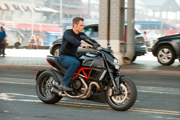 Jack Ryan: prime due foto ufficiali