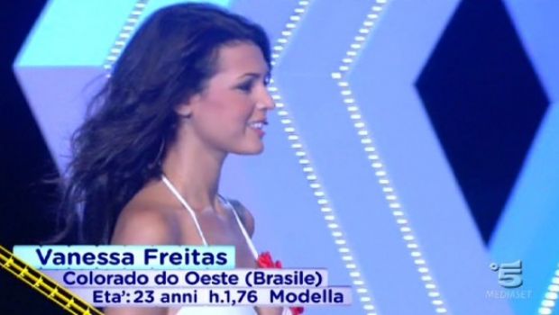 Veline 2012 – Vanessa Freitas vince la semifinale del 03 settembre