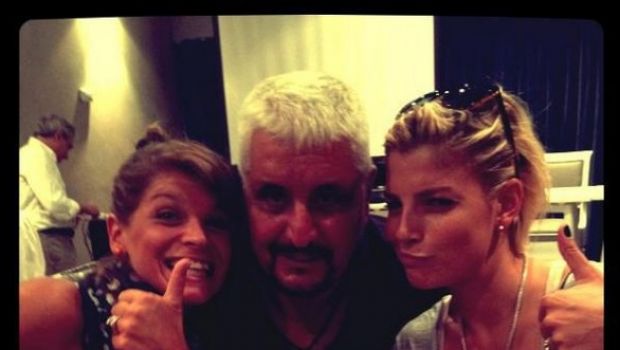 Concerto di Alessandra Amoroso ed Emma Marrone: Pino Daniele ritrova i mai ‘Amici’ Marco Carta ed Annalisa Scarrone
