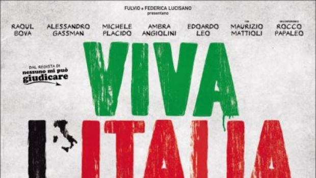 Viva l’Italia: poster e foto ufficiali della commedia di Massimiliano Bruno