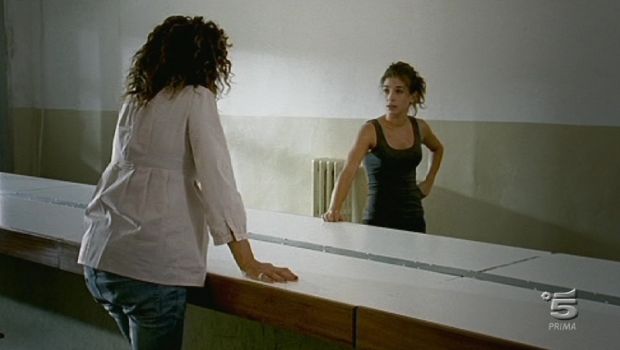 Squadra antimafia 4, la fiction meno italiana in onda. Ma reggerebbe senza la Cavallari/Mares?