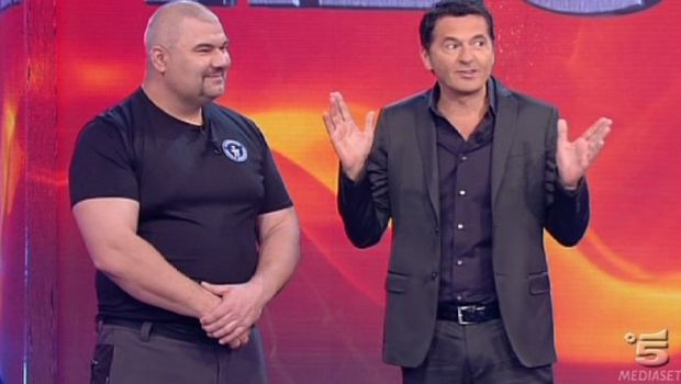 Lo Show dei Record: basteranno i record a fare uno show? Mammucari ci crede