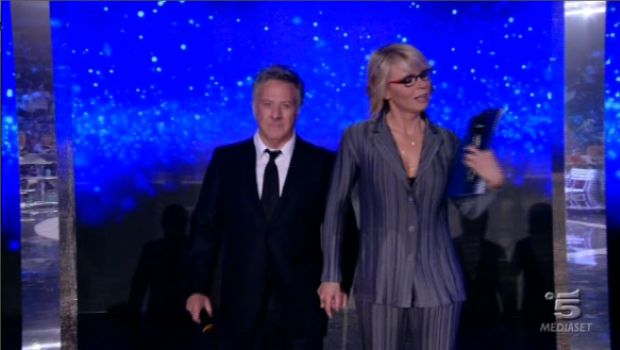 Gli ospiti tv e i debutti di sabato 15 settembre 2012. Hoffman e Bova da Maria, Noemi dalla Clerici