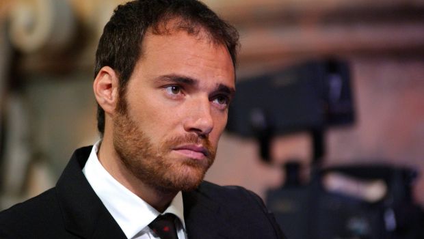 Andrea Pezzi: “Bonolis? Mi riconosco nella sua voglia di crescere. Victoria Cabello ha fatto il massimo che la tv ti permette di fare”