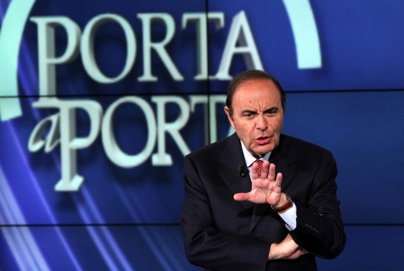 Bruno Vespa torna stasera su Rai 1 con Porta a Porta senza Matrix (e senza Monti)