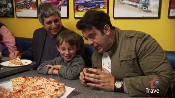 Man Vs Food su DMAX: Adam Richman sfida il cibo senza limiti