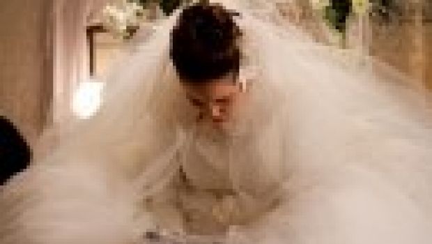 La sposa promessa – Fill the Void: trailer italiano, poster e foto del film premiato a Venezia
